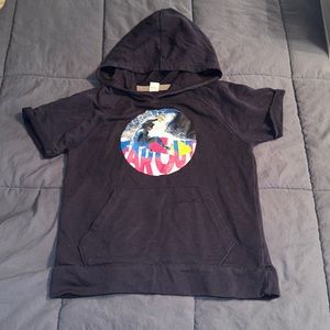 Short sleeve hoodie